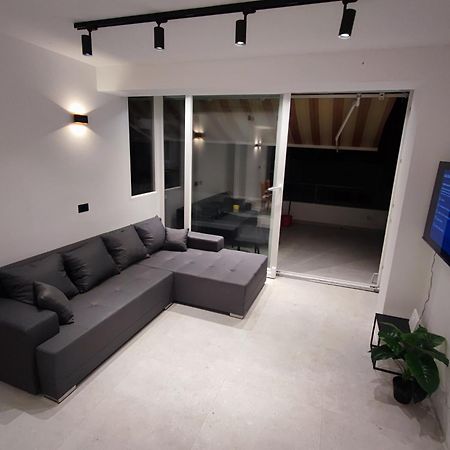 Astramaris Apartments Donji Okrug  Extérieur photo