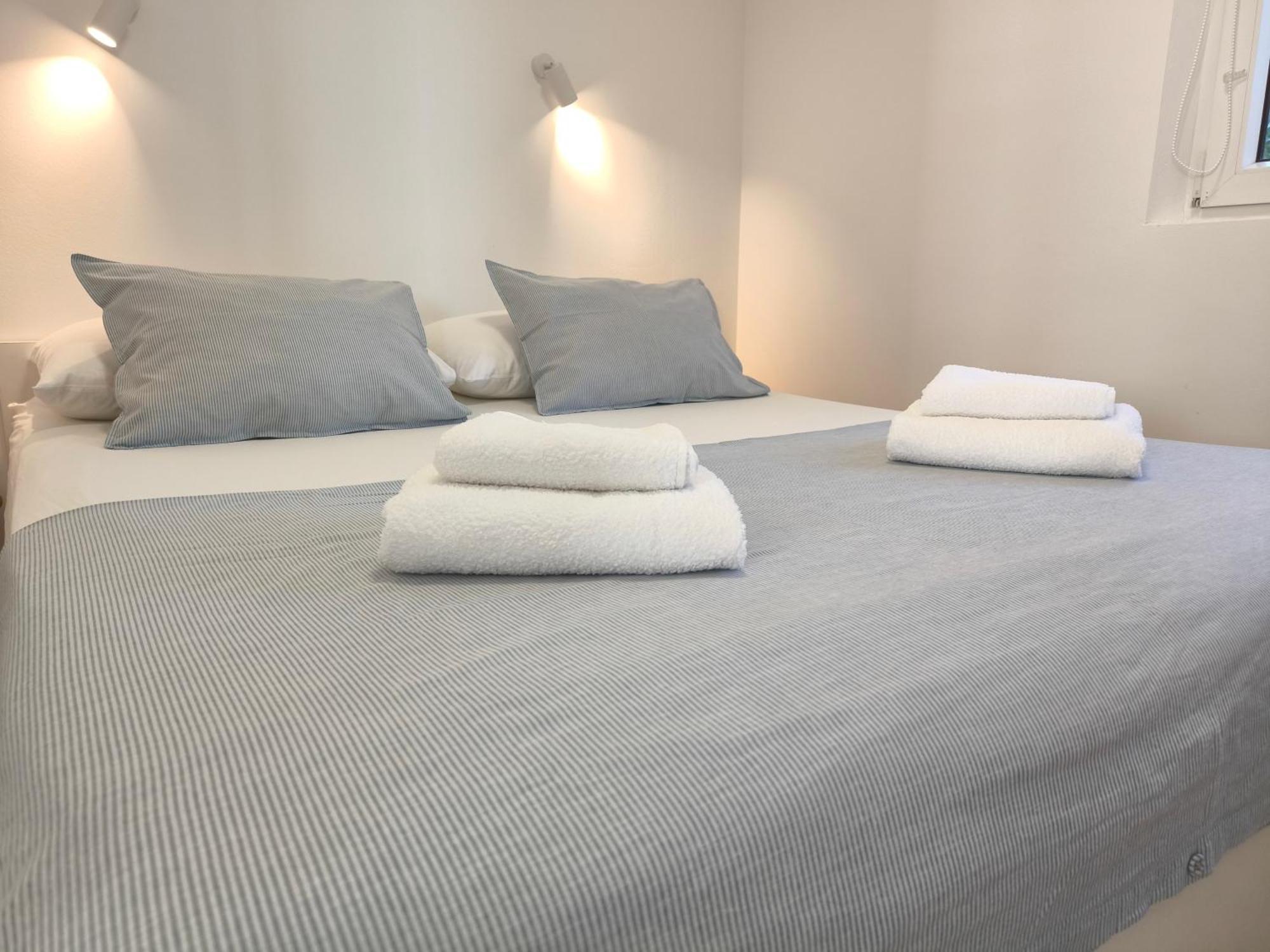 Astramaris Apartments Donji Okrug  Extérieur photo