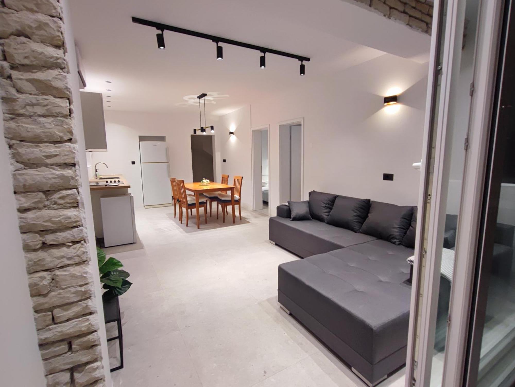Astramaris Apartments Donji Okrug  Extérieur photo