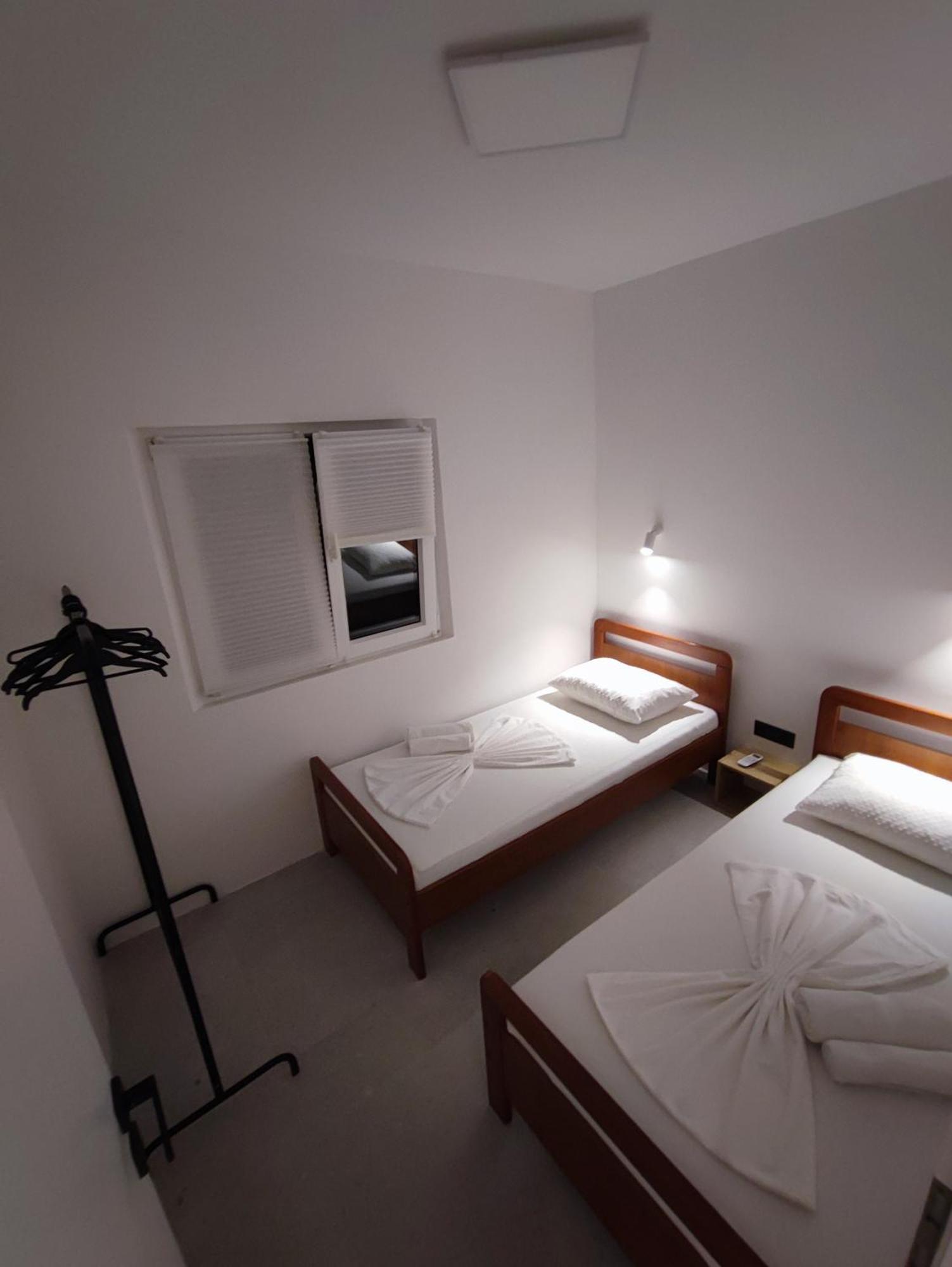 Astramaris Apartments Donji Okrug  Extérieur photo